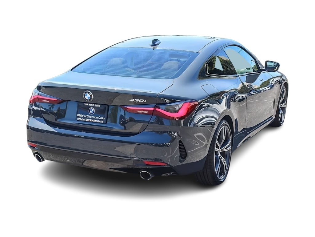 Thumbnail: 2022 BMW 4 Series - 19