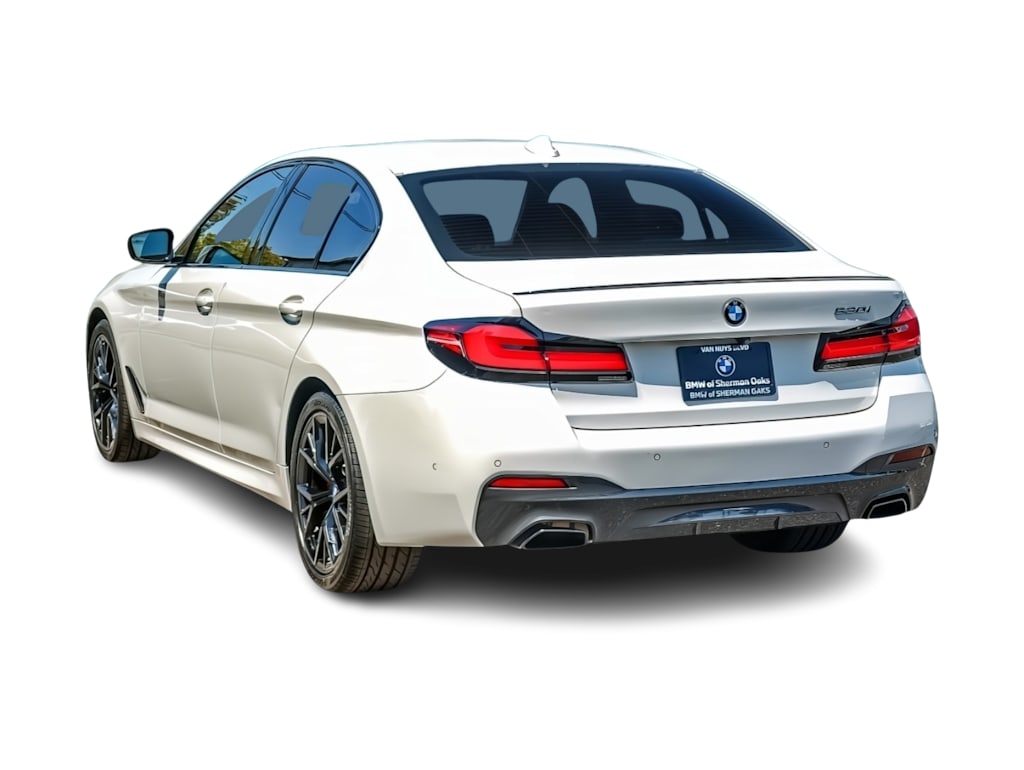 Thumbnail: 2023 BMW 5 Series - 3
