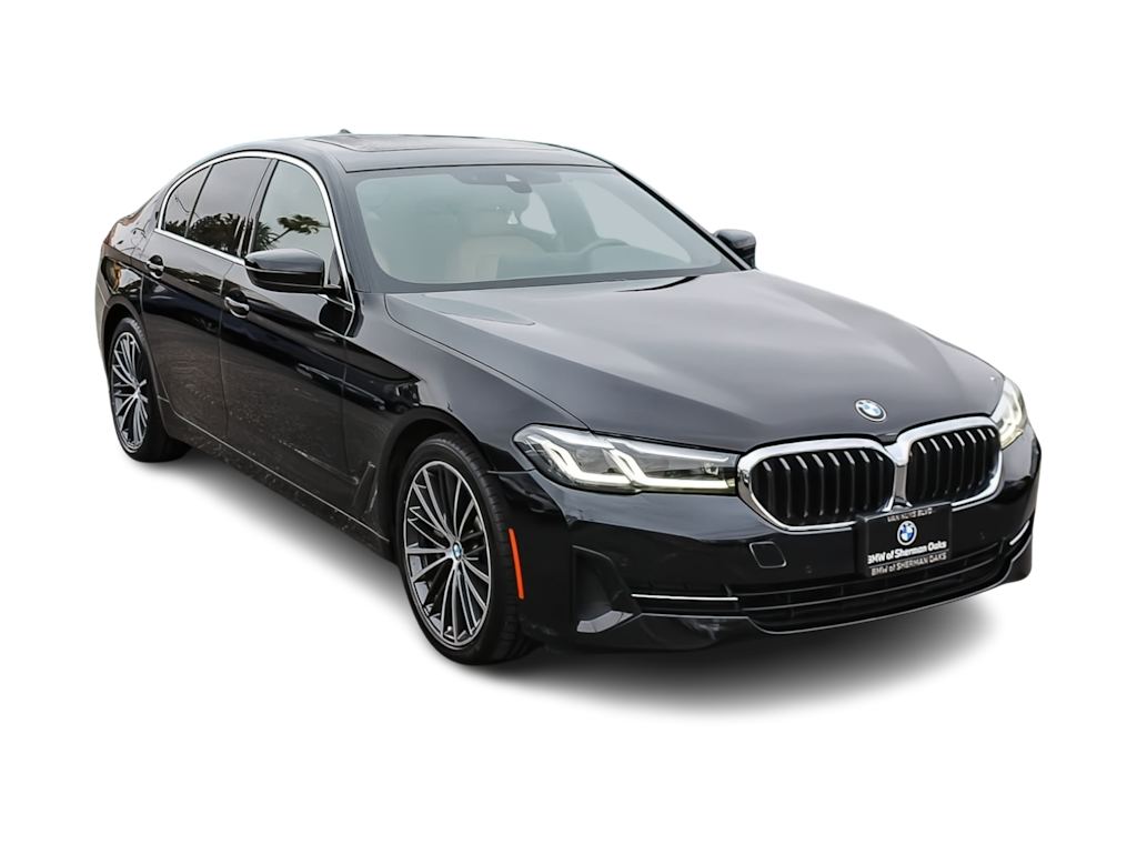 Thumbnail: 2021 BMW 5 Series - 17