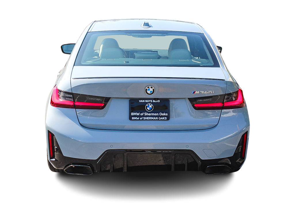 Thumbnail: 2025 BMW 3 Series - 4