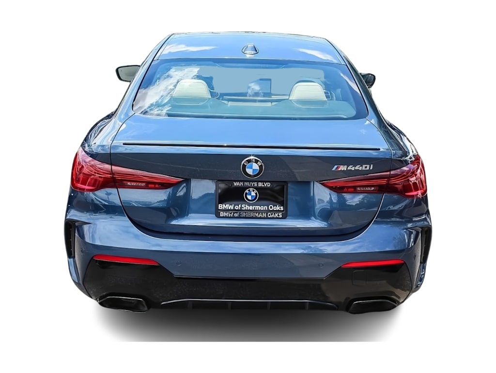 Thumbnail: 2026 BMW 4 Series - 18