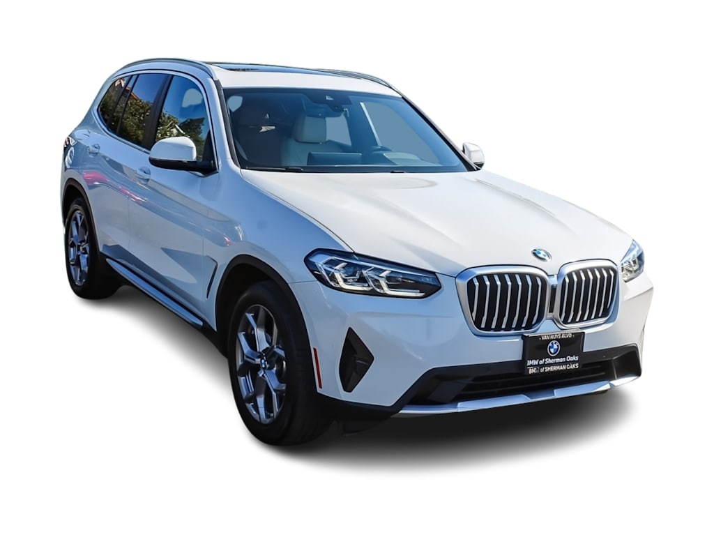 Thumbnail: 2023 BMW X3 - 17