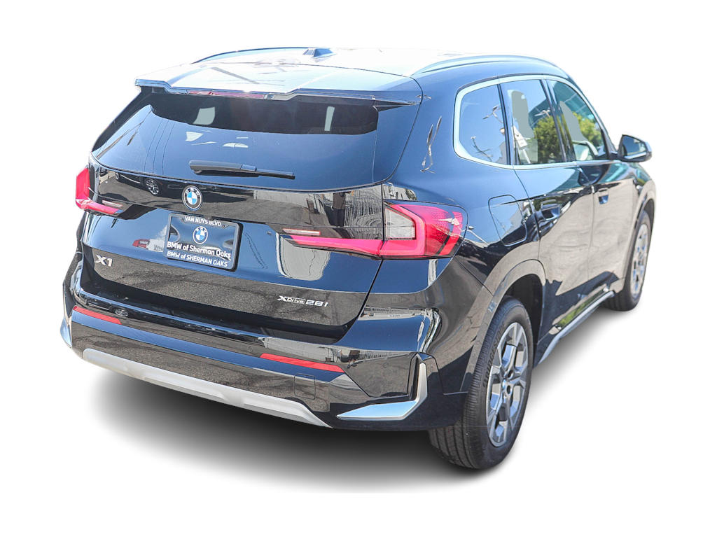 Thumbnail: 2024 BMW X1 - 19