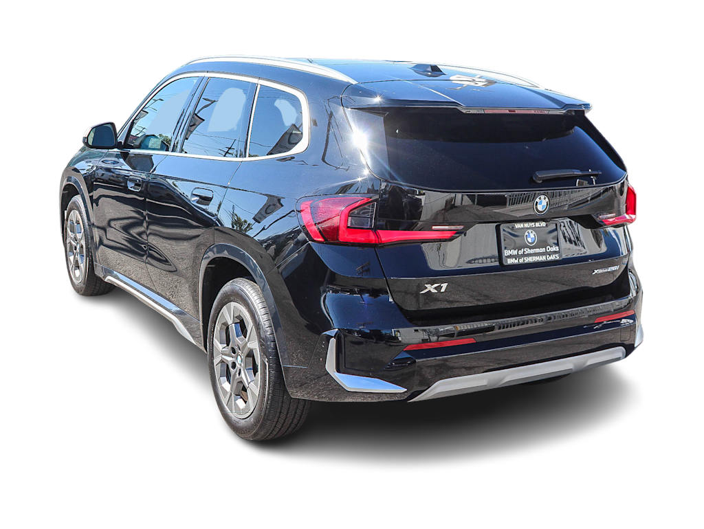 Thumbnail: 2024 BMW X1 - 3