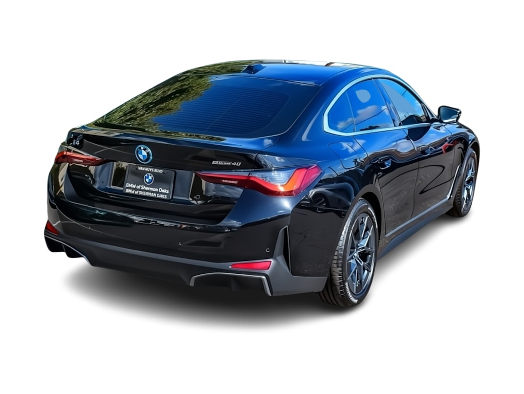 Thumbnail: 2025 BMW i4 - 18