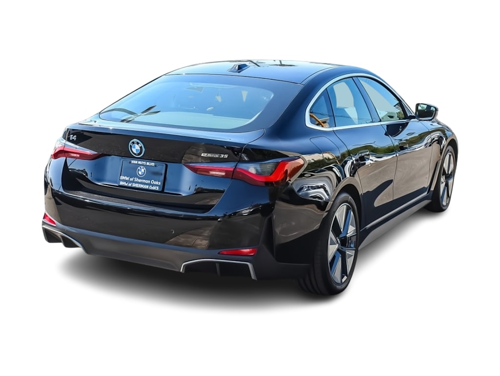 Thumbnail: 2023 BMW i4 - 16