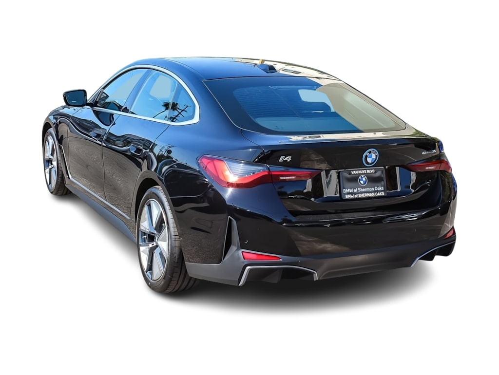 Thumbnail: 2023 BMW i4 - 18