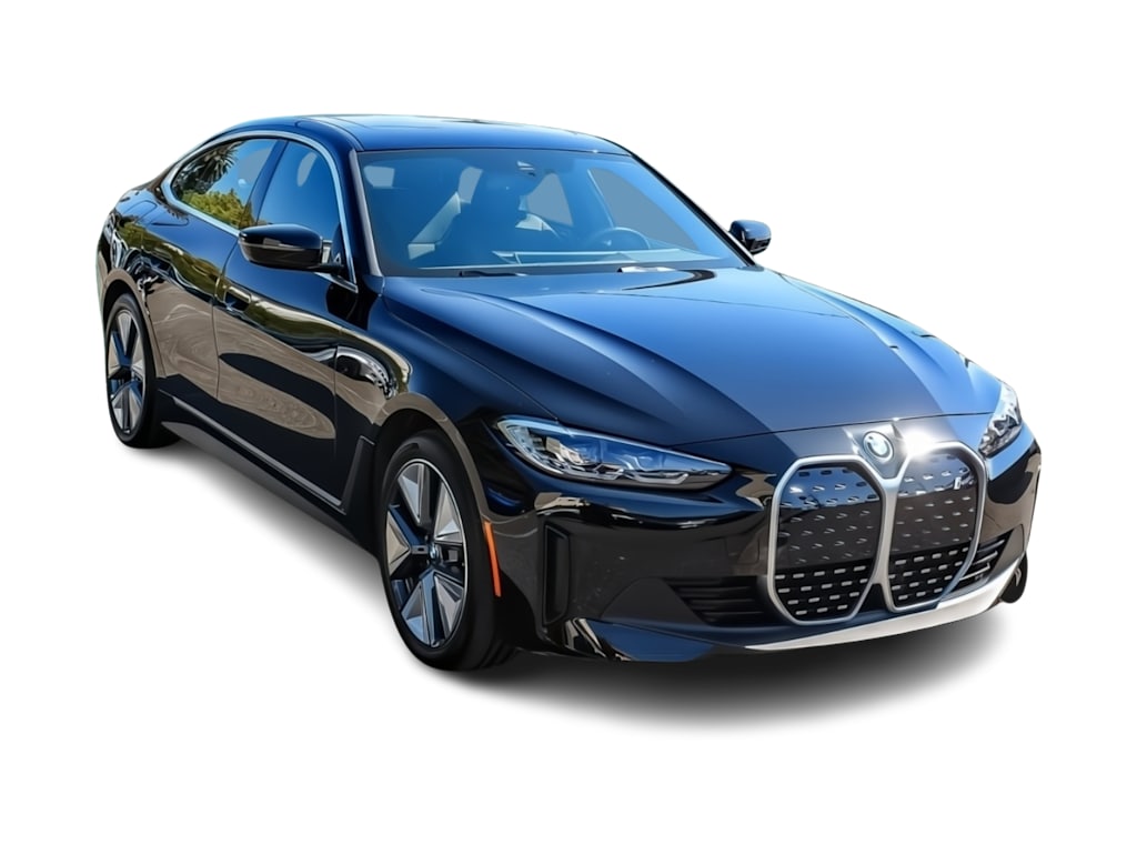 Thumbnail: 2023 BMW i4 - 16