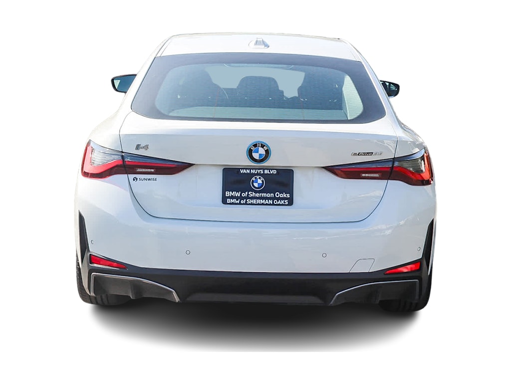 Thumbnail: 2023 BMW i4 - 4