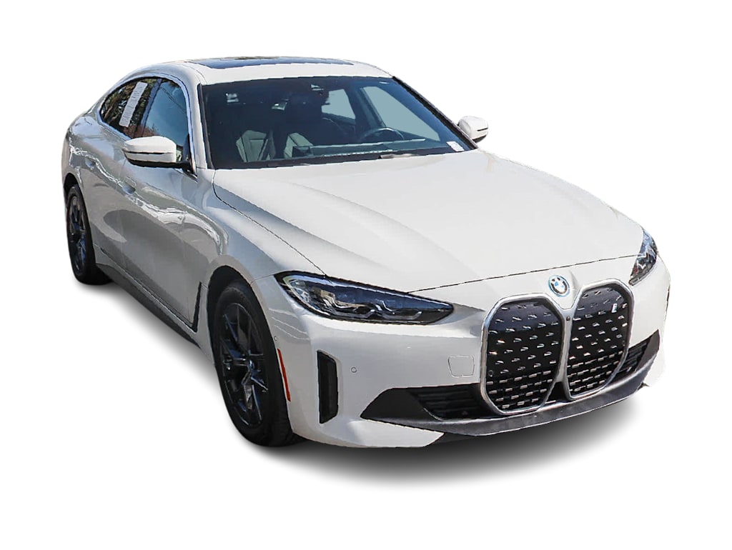 Thumbnail: 2023 BMW i4 - 19