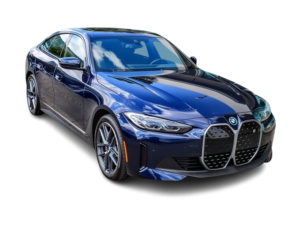 Thumbnail: 2023 BMW i4 - 15