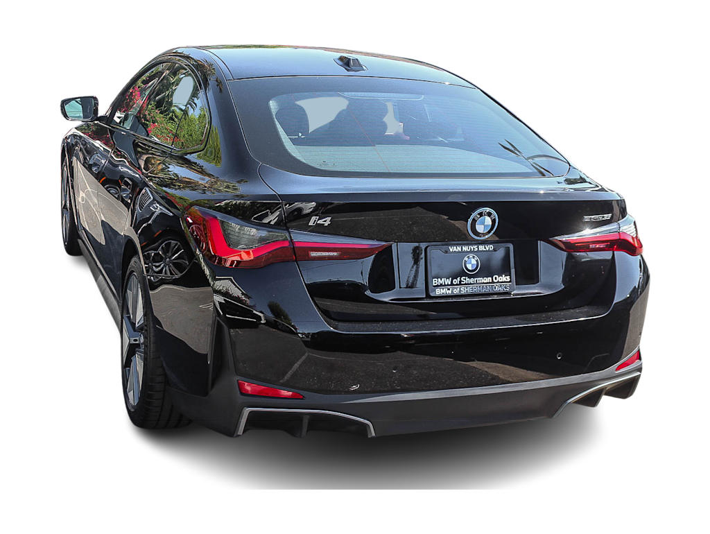 Thumbnail: 2023 BMW i4 - 3