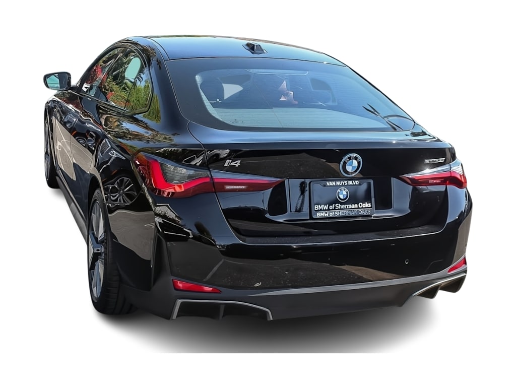 Thumbnail: 2023 BMW i4 - 20