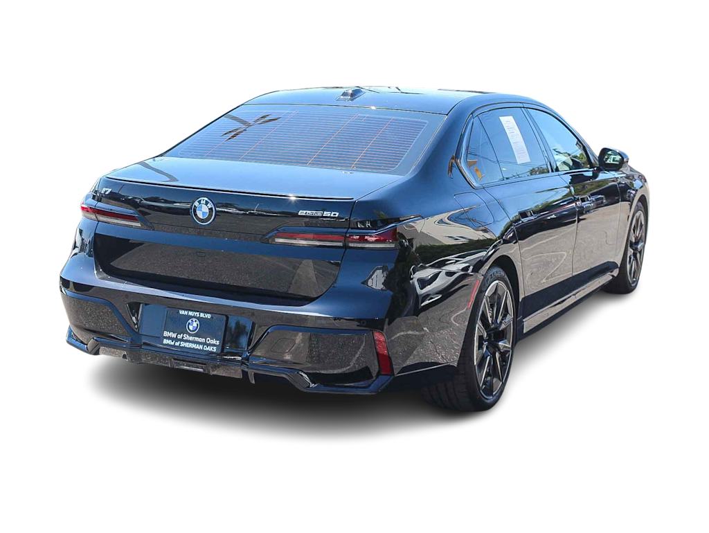 Thumbnail: 2025 BMW i7 - 20