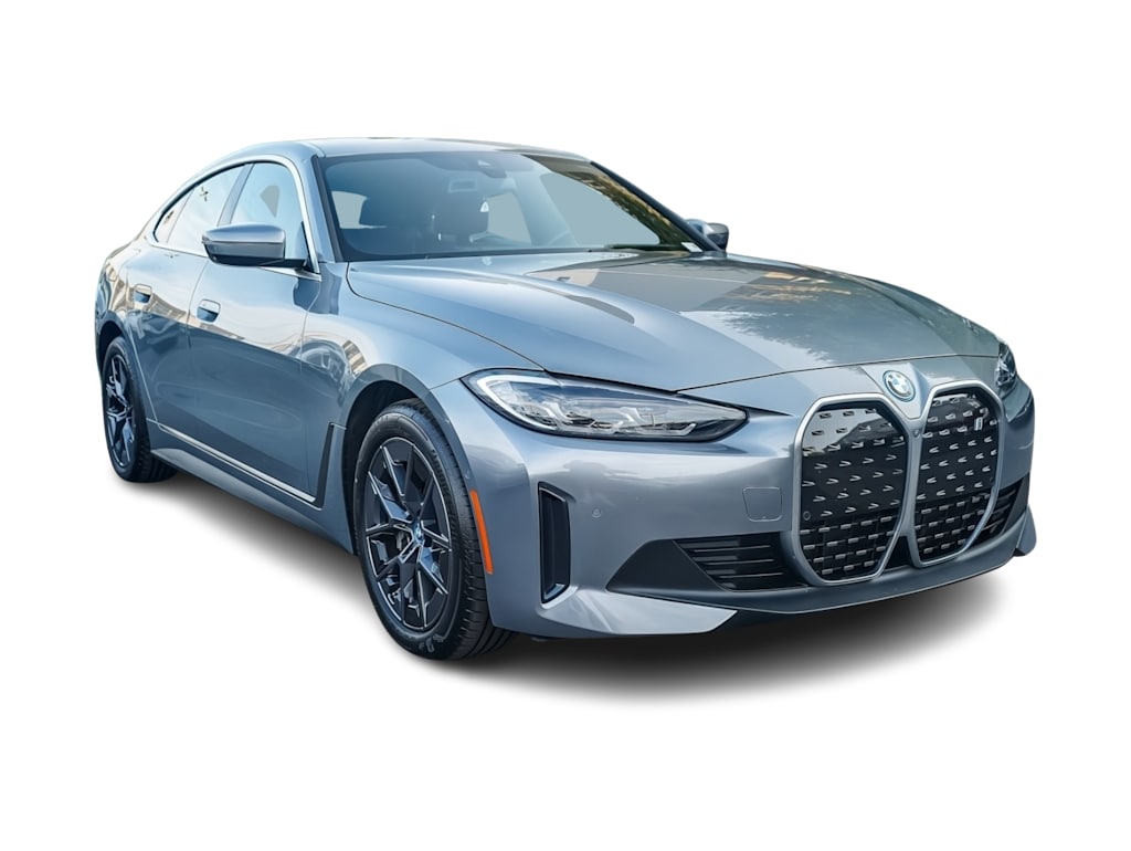Thumbnail: 2023 BMW i4 - 16