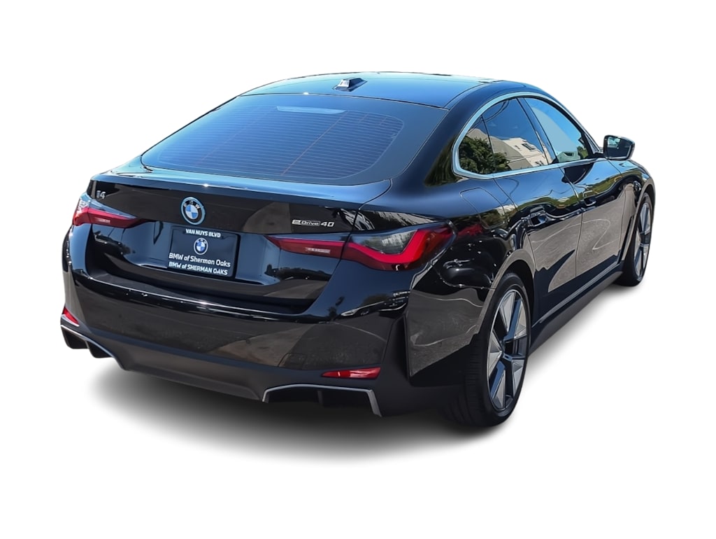 Thumbnail: 2023 BMW i4 - 16