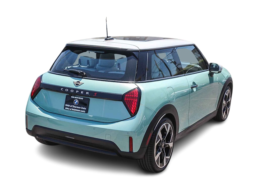Thumbnail: 2025 MINI Cooper - 17