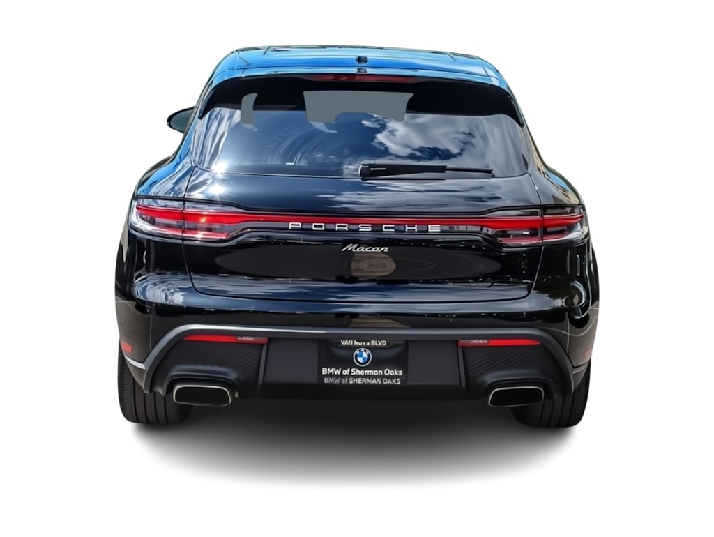 Thumbnail: 2023 Porsche Macan - 17