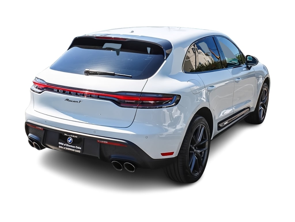 Thumbnail: 2023 Porsche Macan - 18