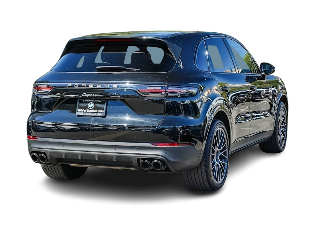 Thumbnail: 2023 Porsche Cayenne - 17