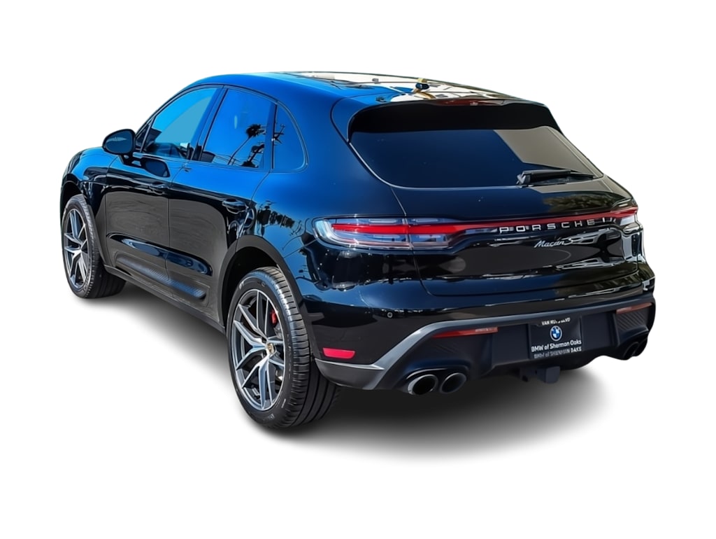 Thumbnail: 2024 Porsche Macan - 3