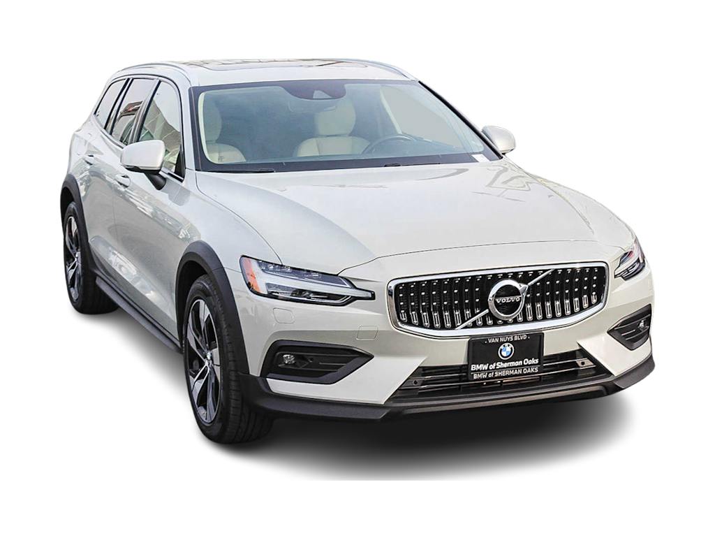 2022 Volvo V60 T5 18