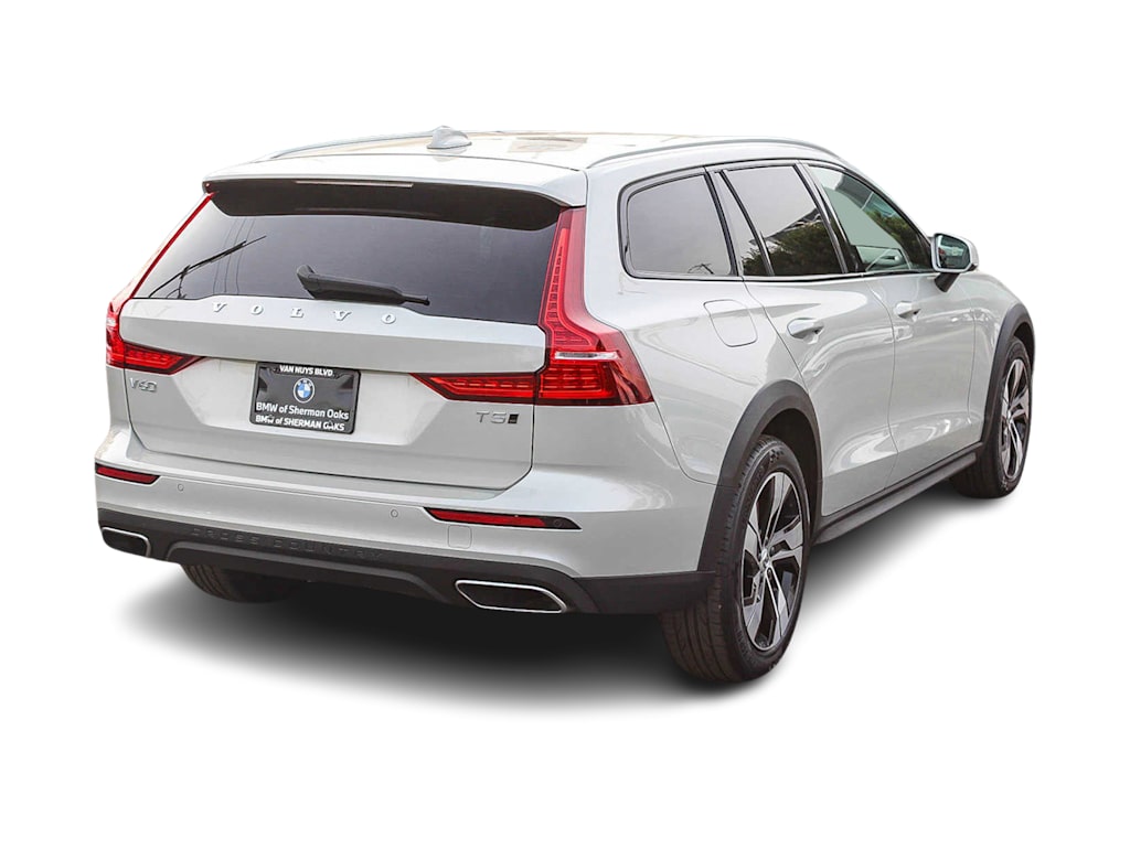 2022 Volvo V60 T5 19