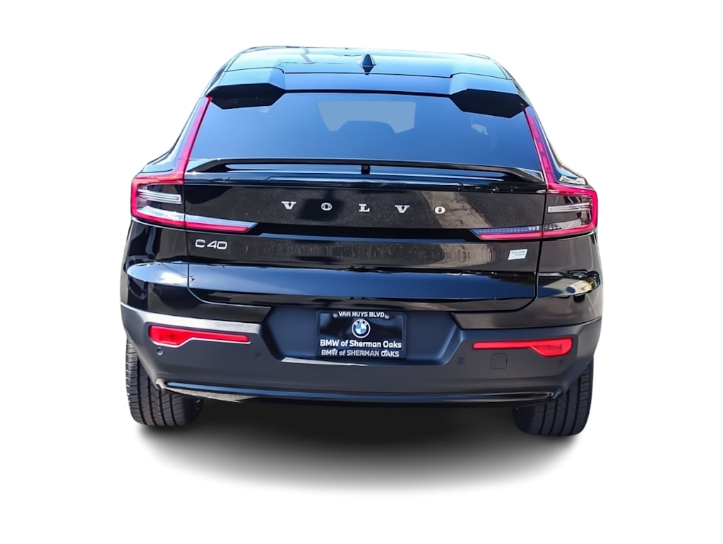Thumbnail: 2023 Volvo C40 - 18