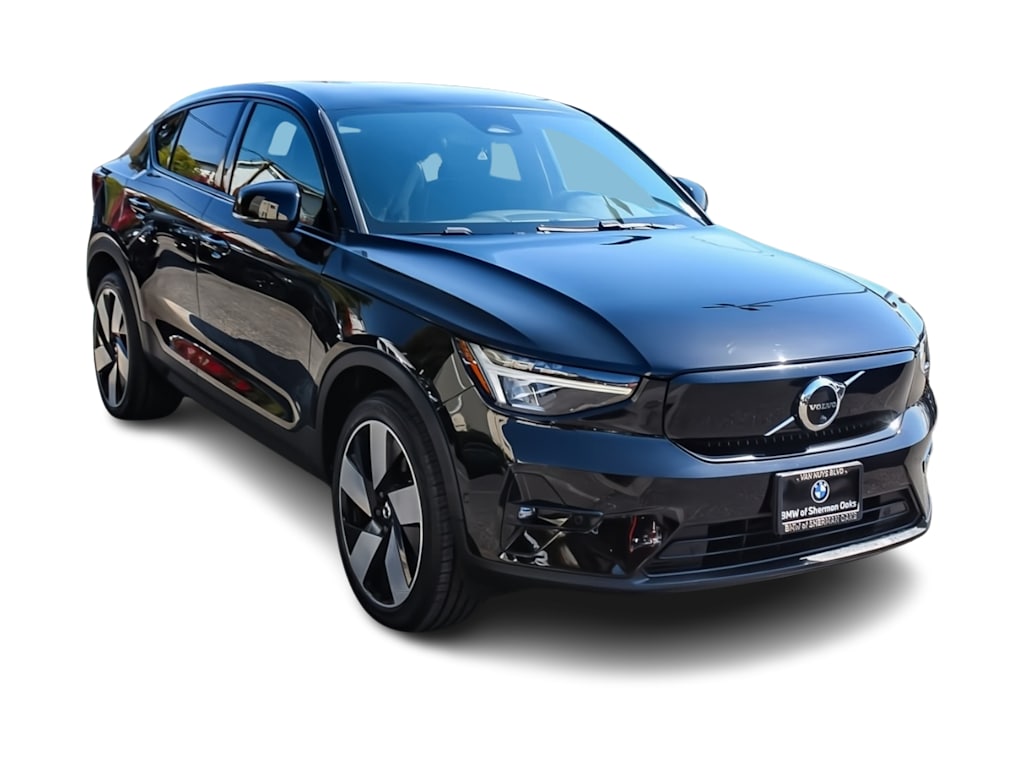 Thumbnail: 2023 Volvo C40 - 16