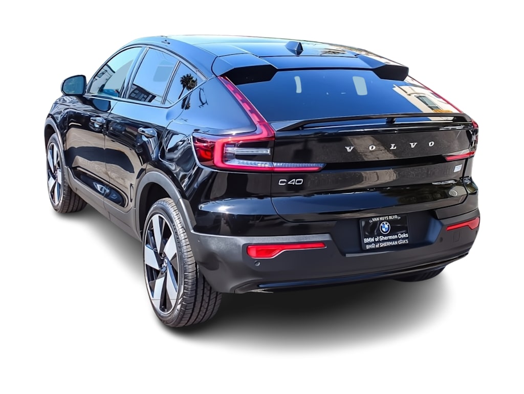 Thumbnail: 2023 Volvo C40 - 3