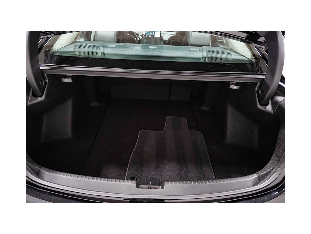 Thumbnail: 2025 Acura TLX - 15