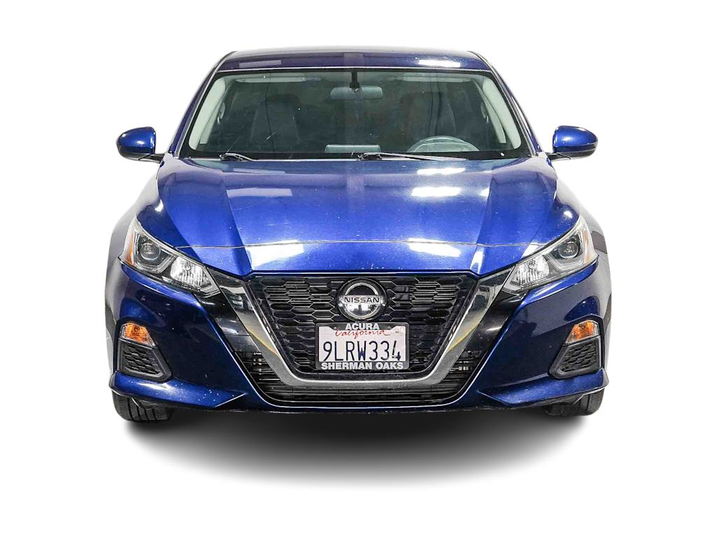 Thumbnail: 2019 Nissan Altima - 19