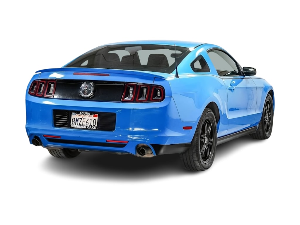 Thumbnail: 2013 Ford Mustang - 18