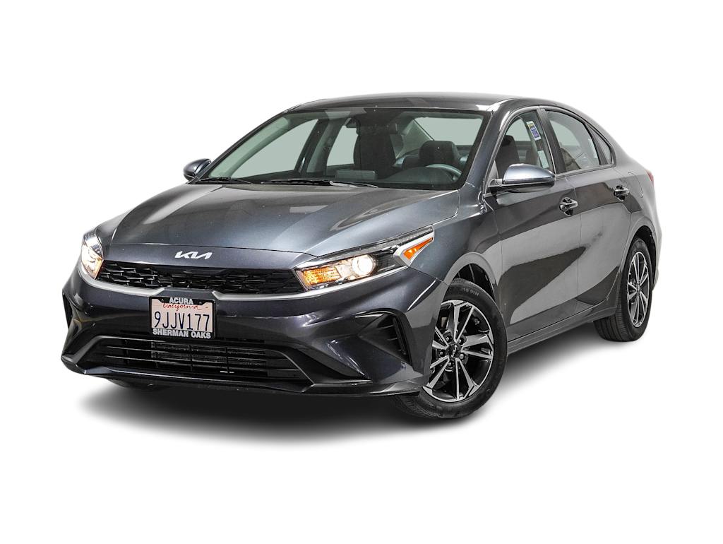 Thumbnail: 2023 Kia Forte - 4
