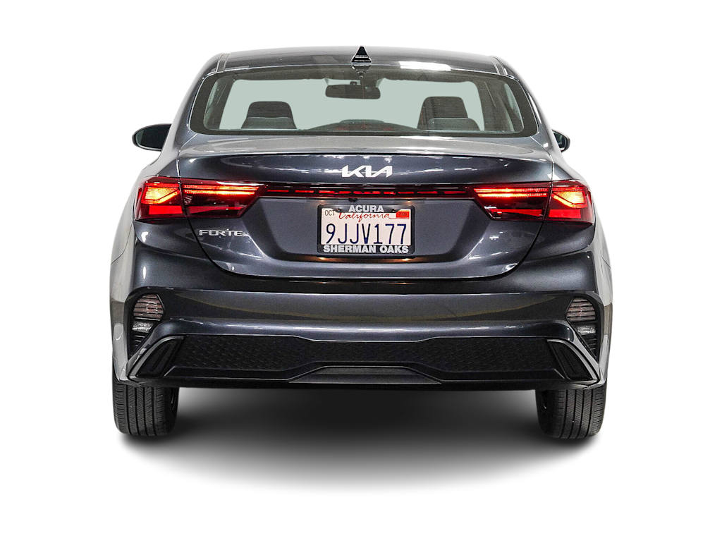 Thumbnail: 2023 Kia Forte - 17