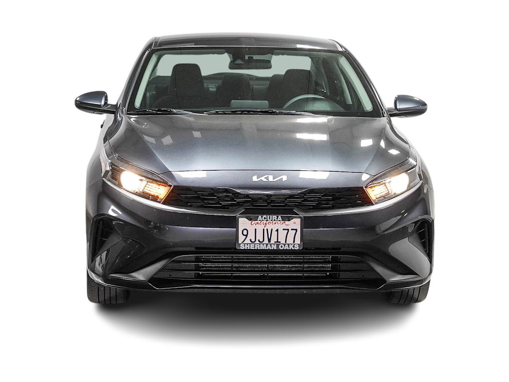 Thumbnail: 2023 Kia Forte - 19