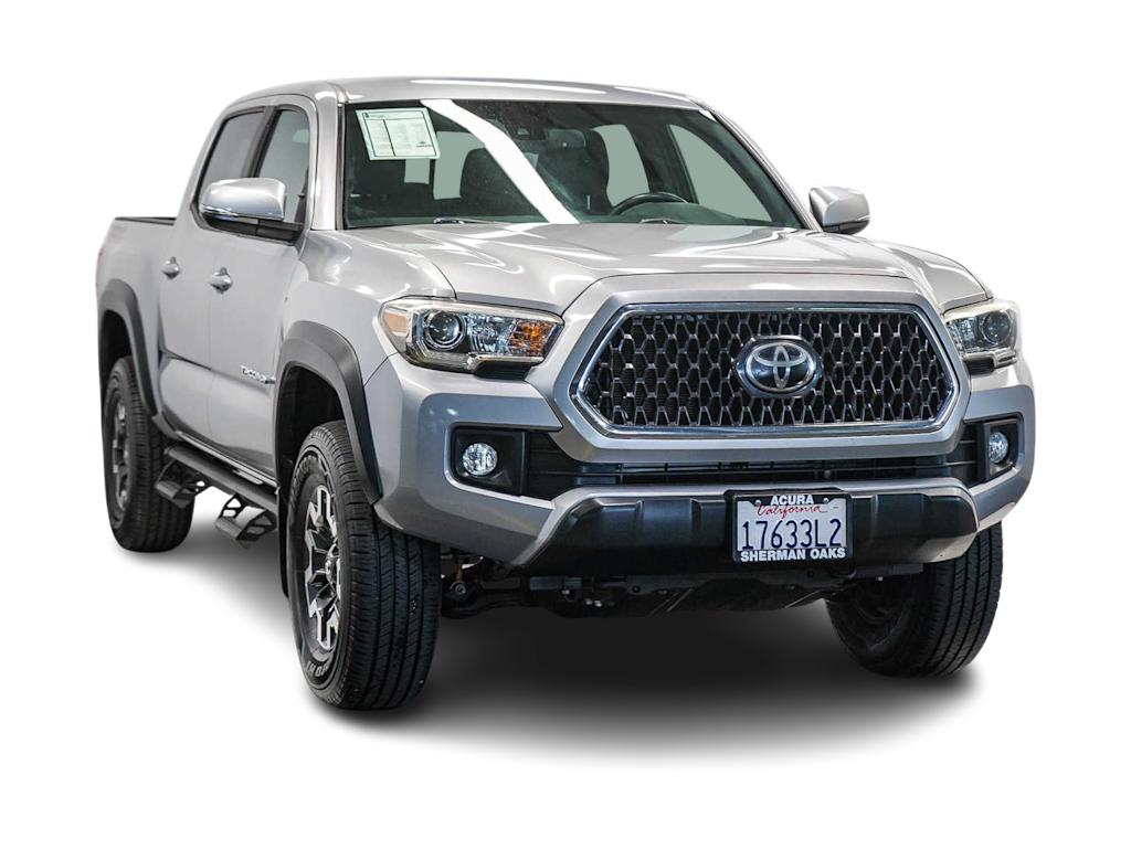 Thumbnail: 2018 Toyota Tacoma - 5