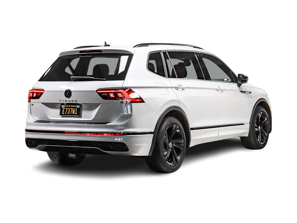 Thumbnail: 2023 Volkswagen Tiguan - 19