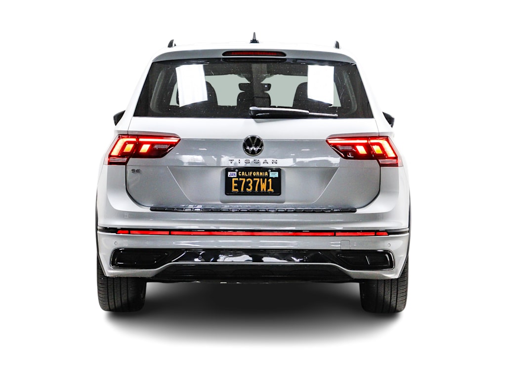Thumbnail: 2023 Volkswagen Tiguan - 4