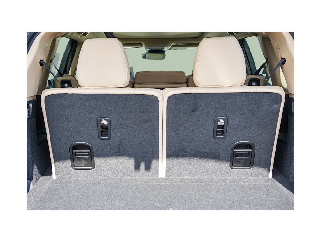 Thumbnail: 2025 Acura MDX - 16