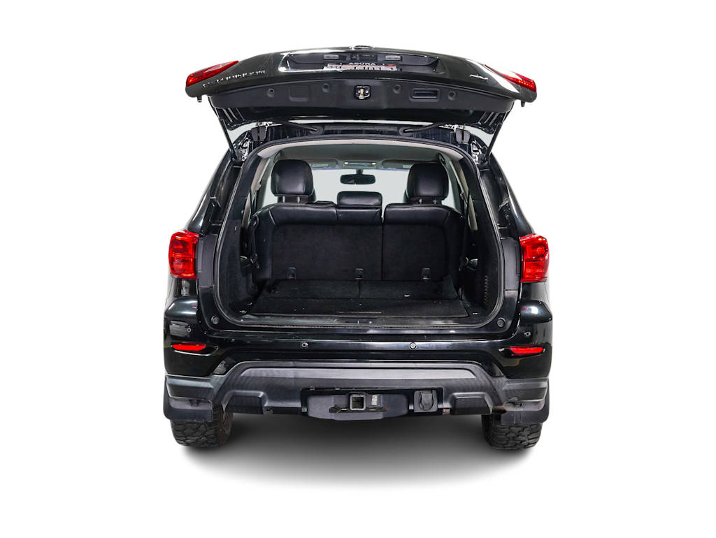 Thumbnail: 2019 Nissan Pathfinder - 18