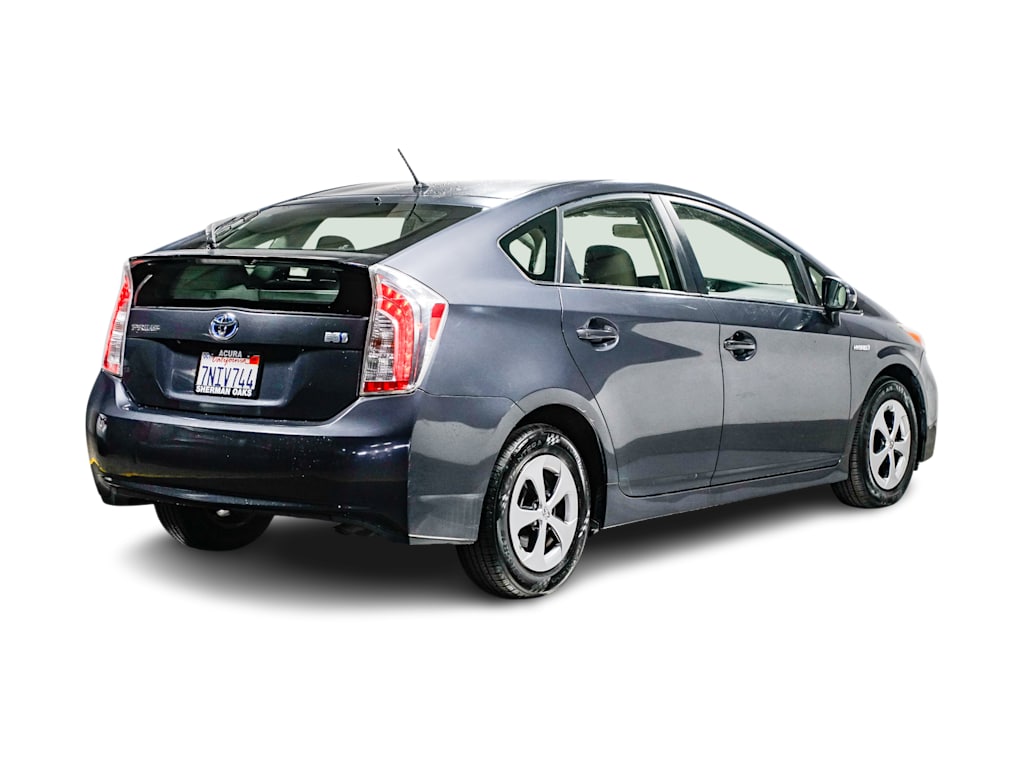 Thumbnail: 2015 Toyota Prius - 19