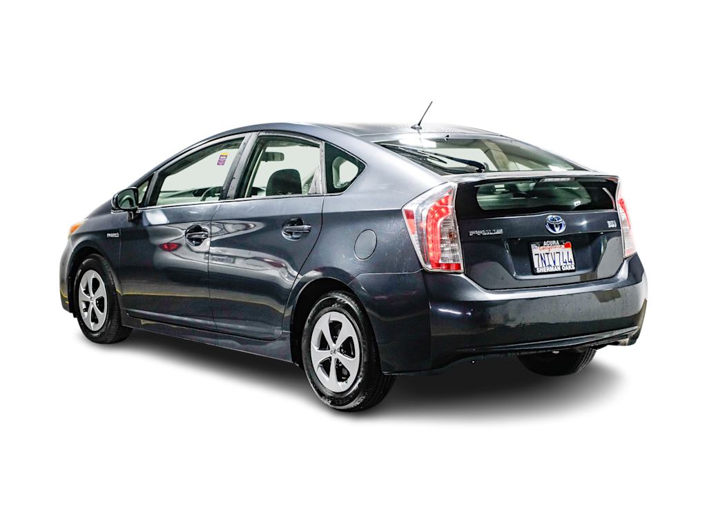 Thumbnail: 2015 Toyota Prius - 3