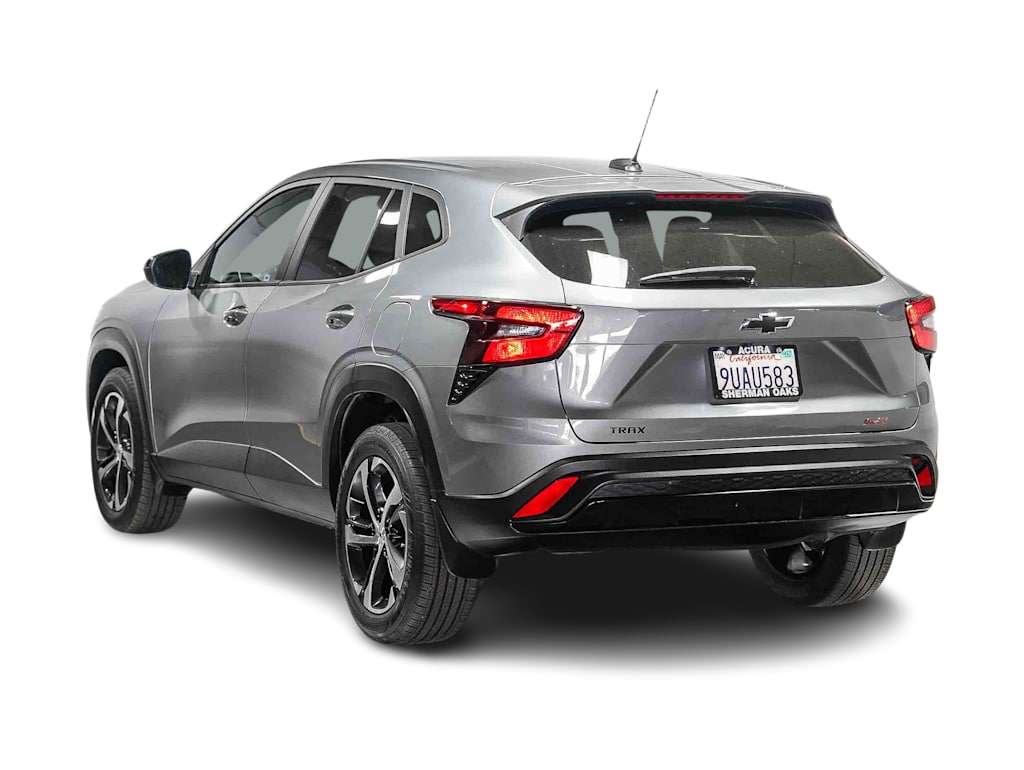 Thumbnail: 2025 Chevrolet Trax - 3