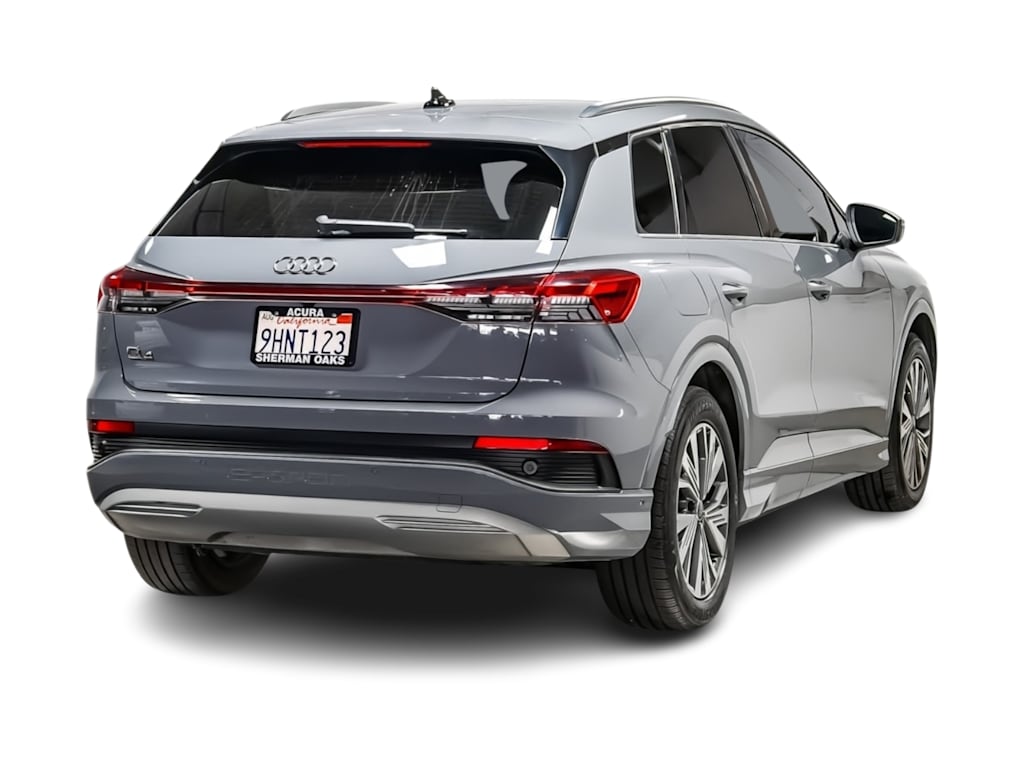 Thumbnail: 2023 Audi Q4 e-tron - 20