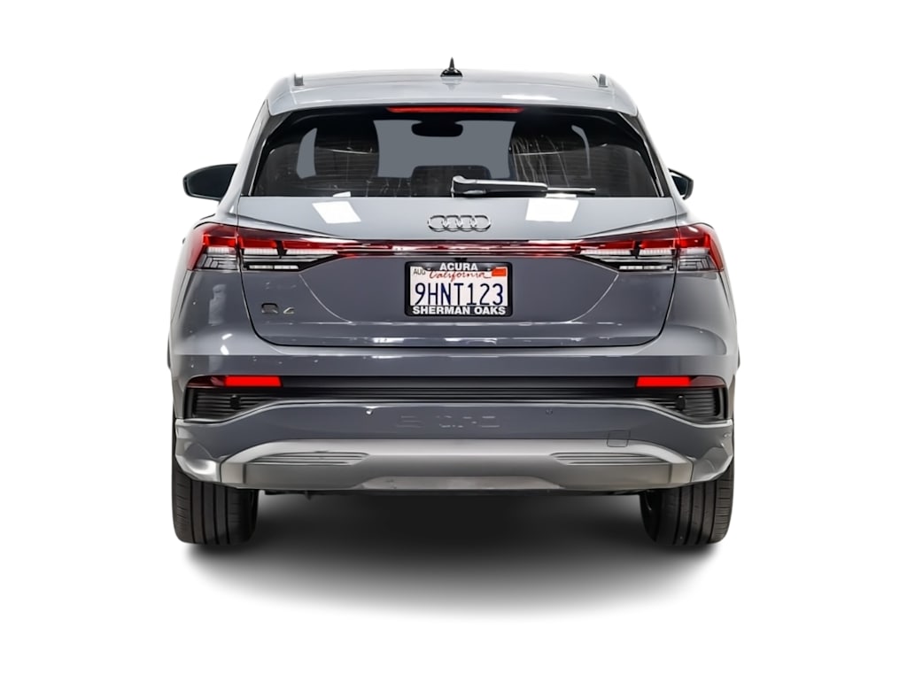 Thumbnail: 2023 Audi Q4 e-tron - 4