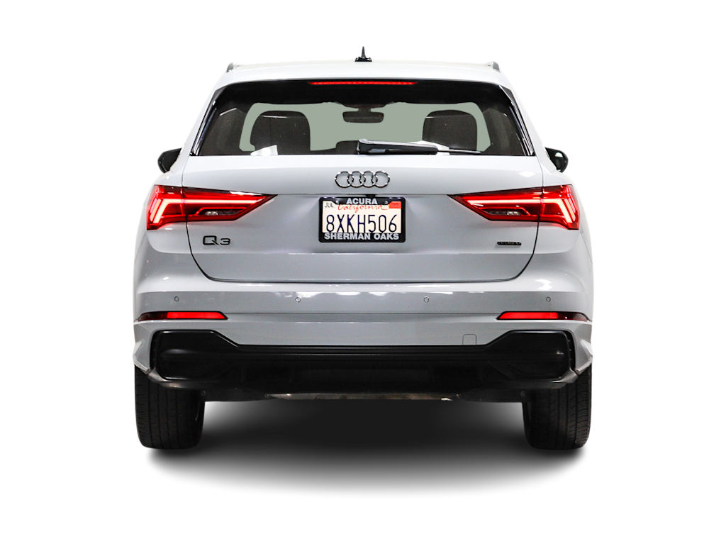Thumbnail: 2021 Audi Q3 - 4