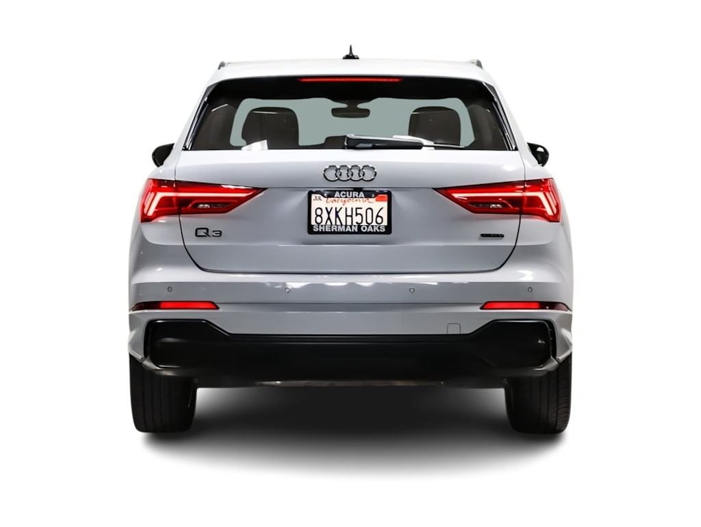 Thumbnail: 2021 Audi Q3 - 4