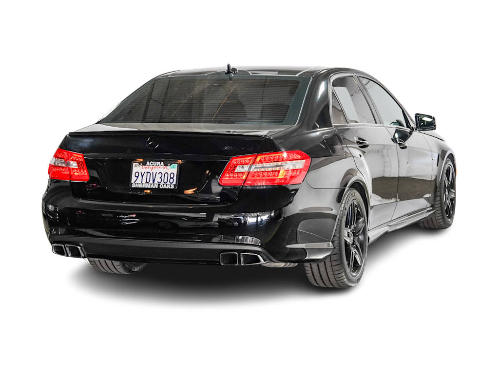 Thumbnail: 2011 Mercedes-Benz E-Class - 17