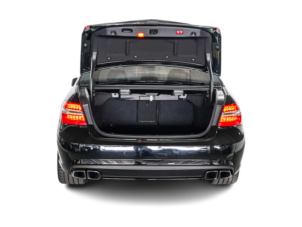 Thumbnail: 2011 Mercedes-Benz E-Class - 28